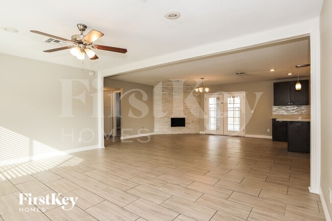 Photo - 4818 W Christy Dr