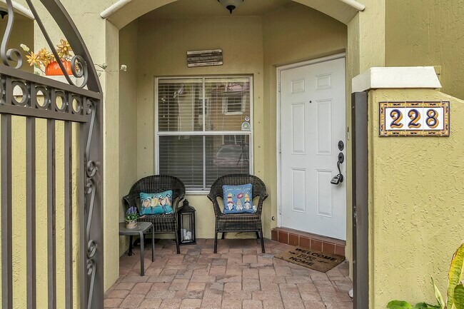 Photo - 228 Lake Monterey Cir