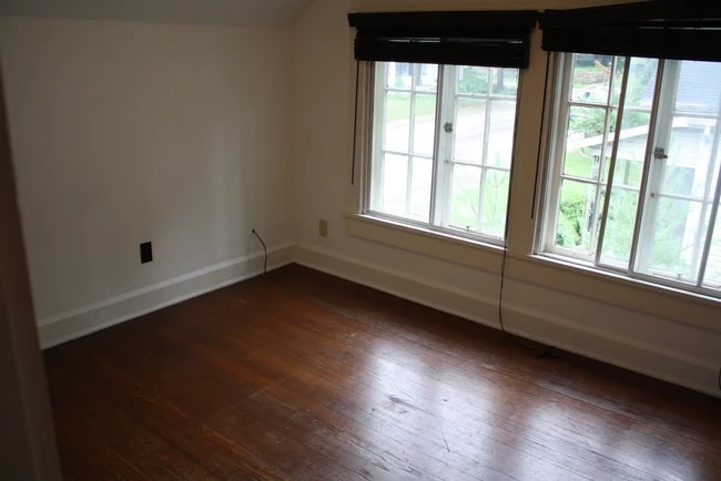 Photo - 718 S Lincoln St