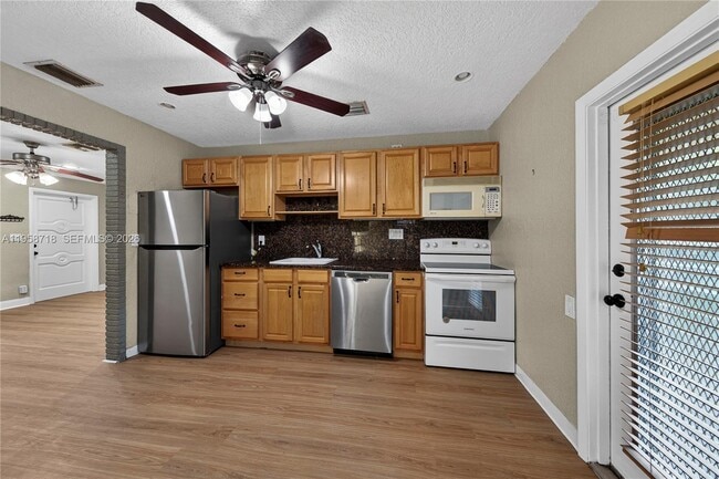 Photo - 5265 NE 1st Terrace