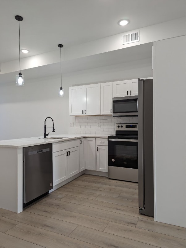 Photo - 147-149 N Gross St Unit 6