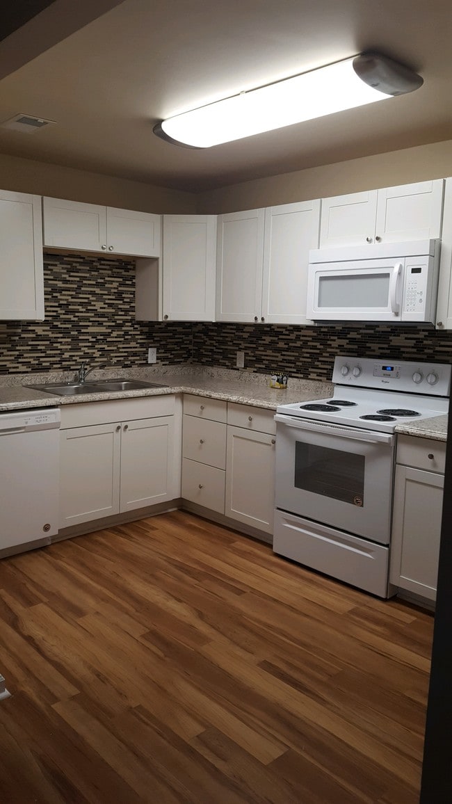 River Chase Apartments