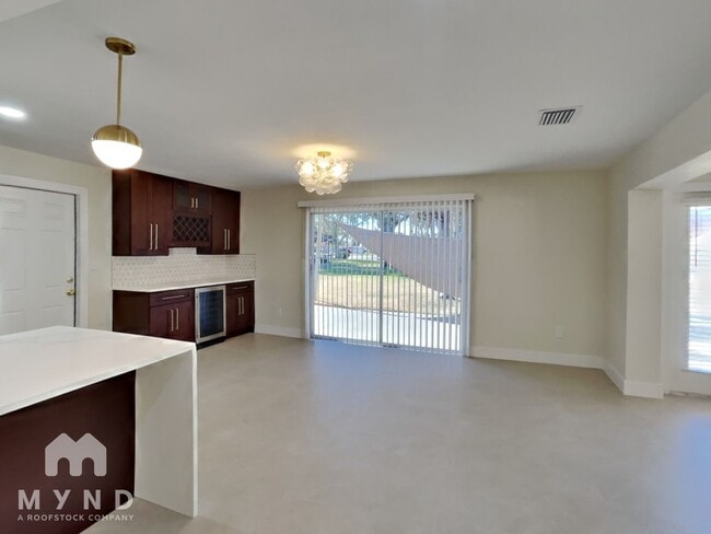 Photo - 10100 Paradise Blvd