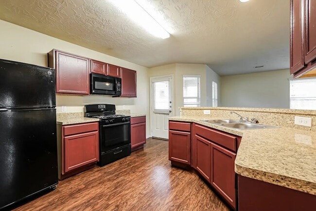 Photo - 12633 Lady Slipper Rd