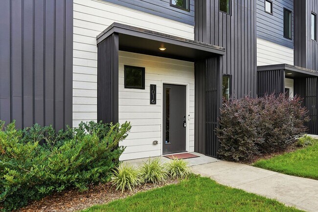 Photo - Live Elevated in Downtown Raleigh – Stunning Townhome with Rooftop Oasis!