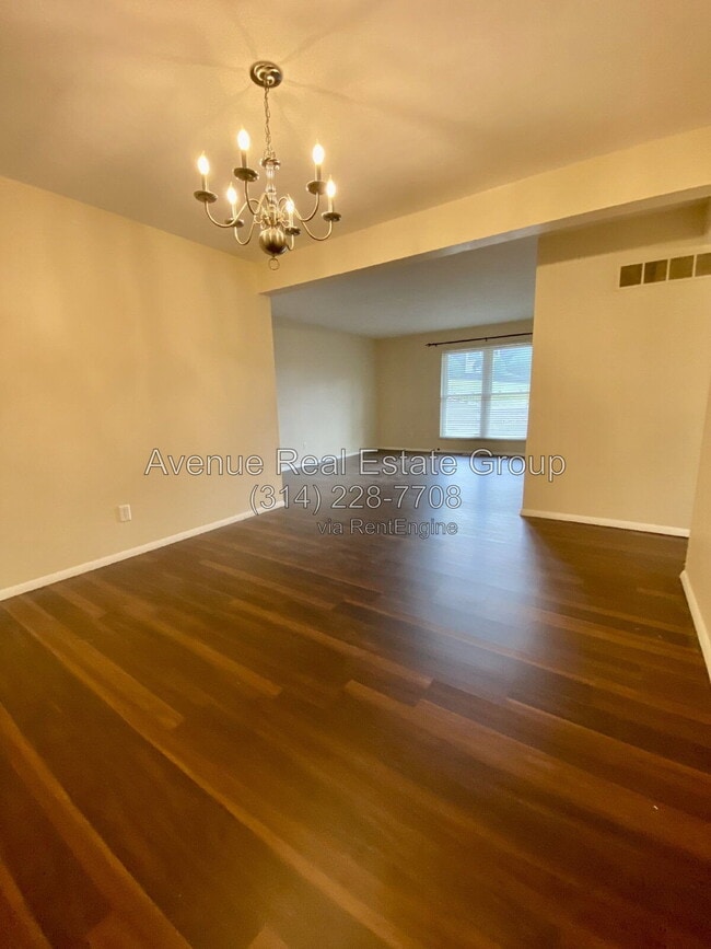 Photo - 10379 Forest Brook Ln Unit A