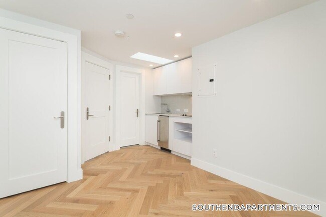 Photo - 461 Massachusetts Ave Unidad 13