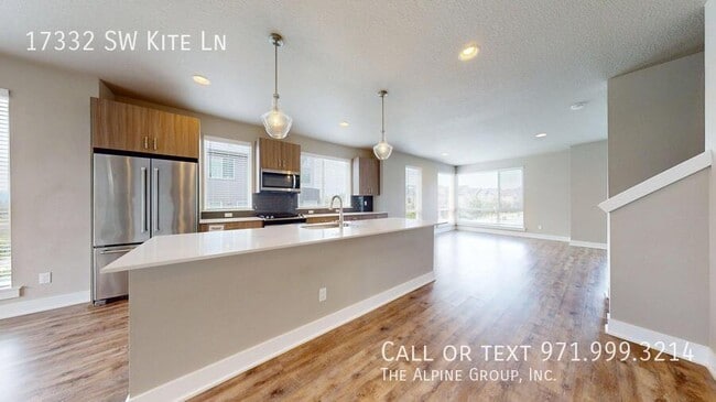 Photo - 17332 SW Kite Ln