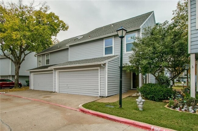 Building Photo - 631 Cimarron Trl Unit 631 Rental