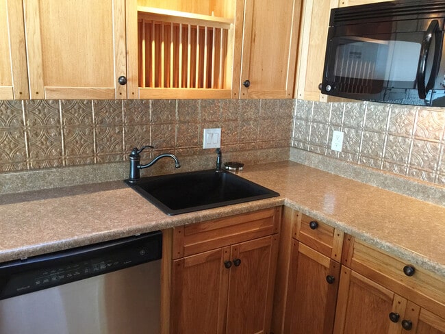 Photo - TOWNHOME -VILLAGE OF OAK CREEK -  NIZHONI