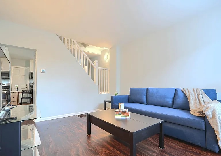 Photo - 321 Fagley St