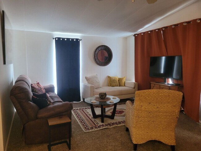 Photo - Renovated 3-Bedroom Oasis Near Colorado River with Stunning Desert Views