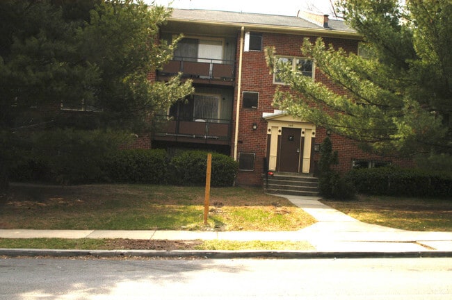 Walbrook Apartments - Walbrook Apartments