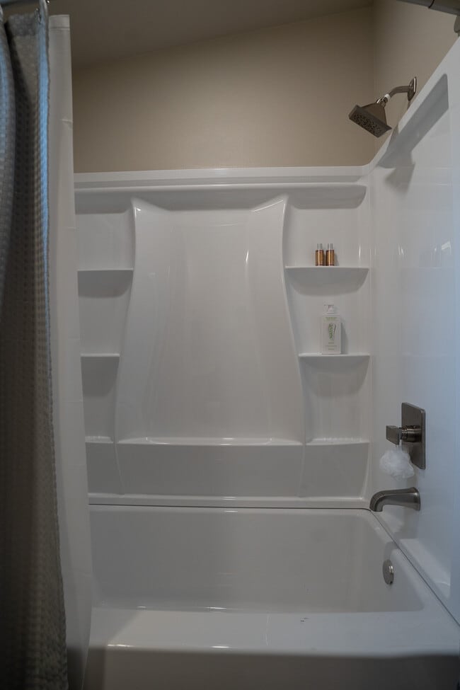 Photo - 11321 S Lake Stevens Rd Unit Lakeview  Flat