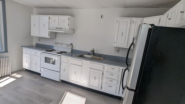 Photo - 315 Garibaldi Ave Unit 315 B