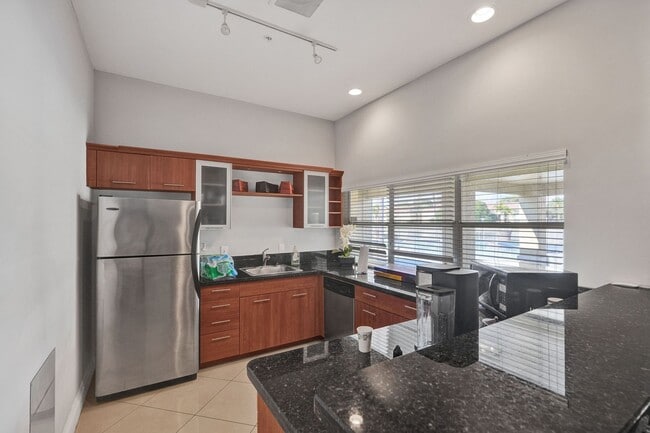 Photo - Remodeled 2 Bedroom / 2 Bathroom Condo with Lake View – Great Location Unit 1012