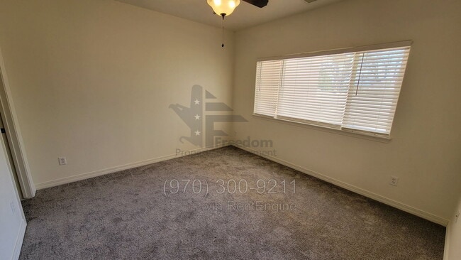 555 Garden Grove Ct