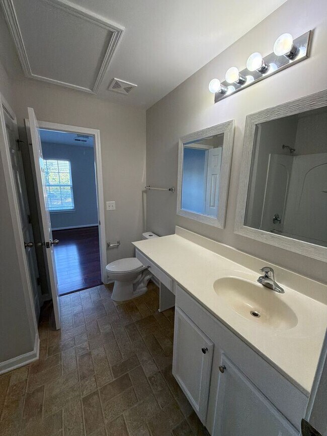 Photo - 2 Bedroom 1.5 Bathroom