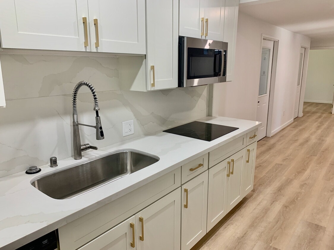 Photo - St Louis Dr 1226 #A
