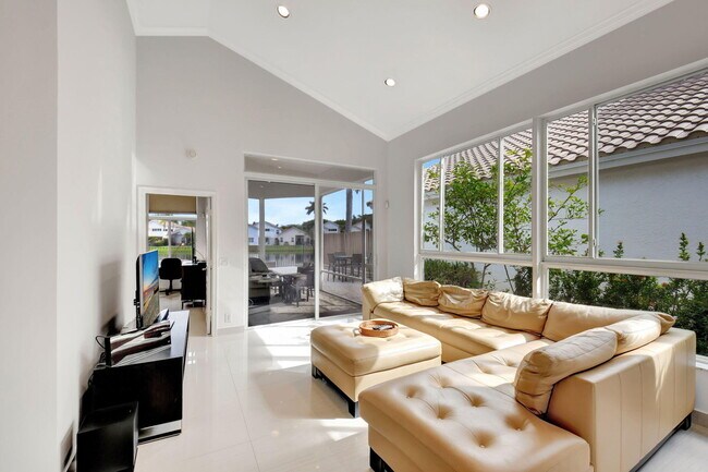 Photo - 2469 NW 66th Dr