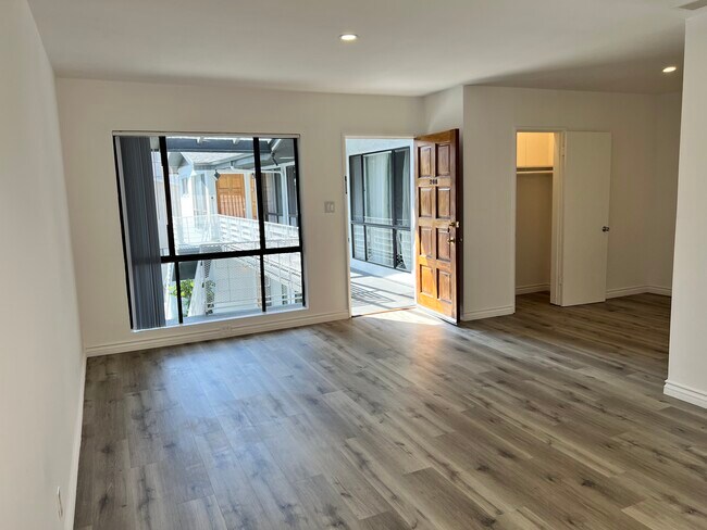 Living Room Entry