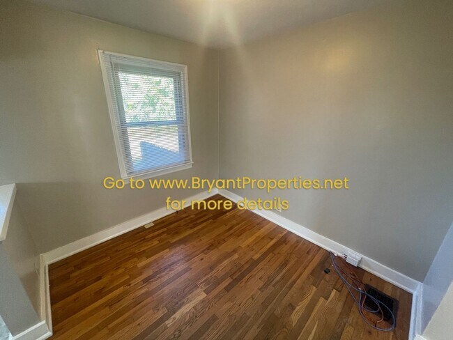 Photo - 250 Timmons St