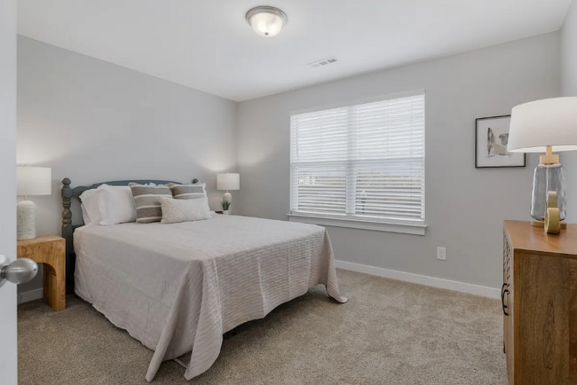 Photo - 129 Weller Ln