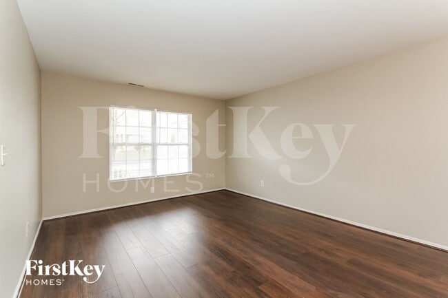 Photo - 2709 Buckleigh Dr