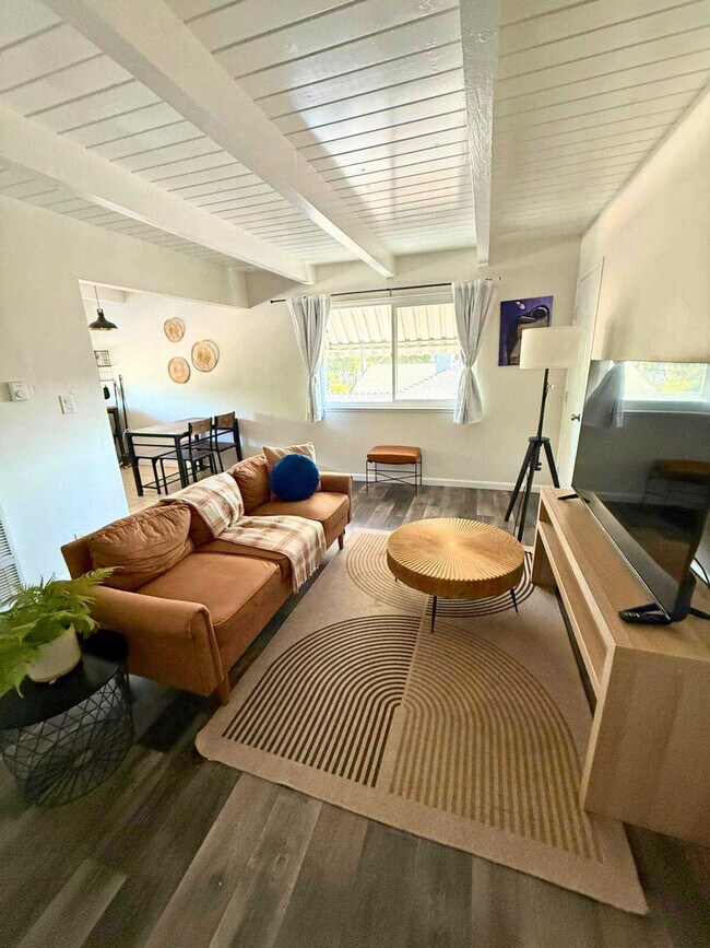 Photo - 2312 Bonar St Unidad ID1310766P