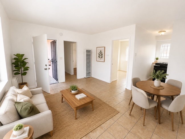 Building Photo - 2672 S Redondo Blvd Unit 3