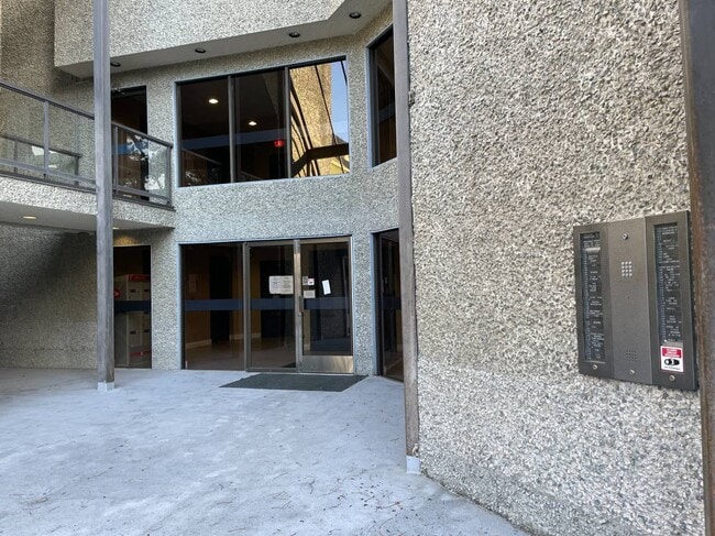 Photo - 8451 Westminster Hwy