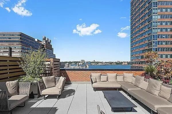 Photo - 540 W 28th St Unit 8A