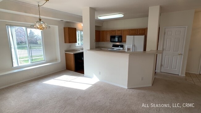 Photo - 3790 Strawberry Field Grove Unit D