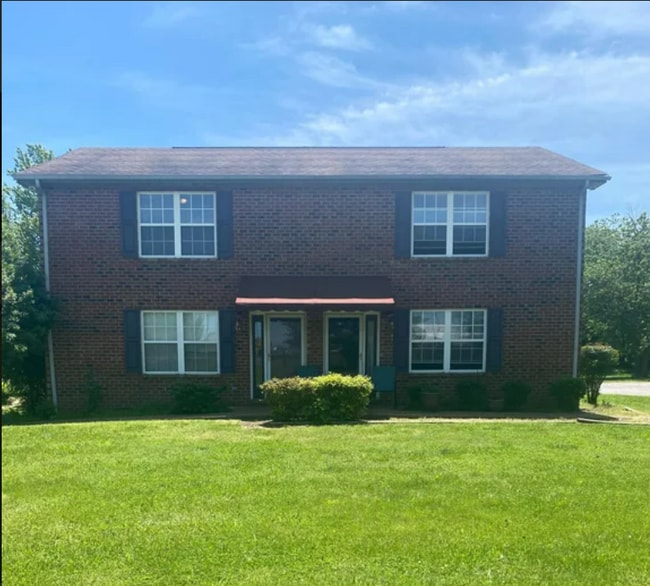 Building Photo - 1698 Monument Ln Unit A Rental