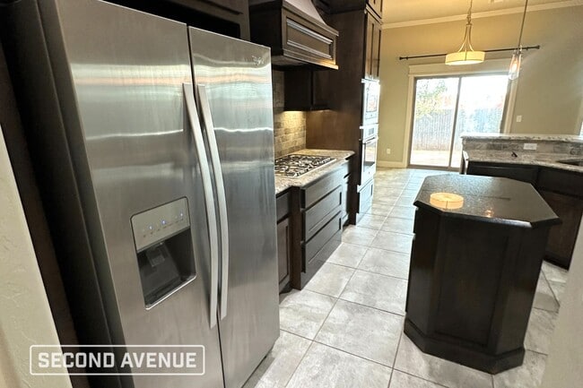 Photo - 1028 NW 191st St