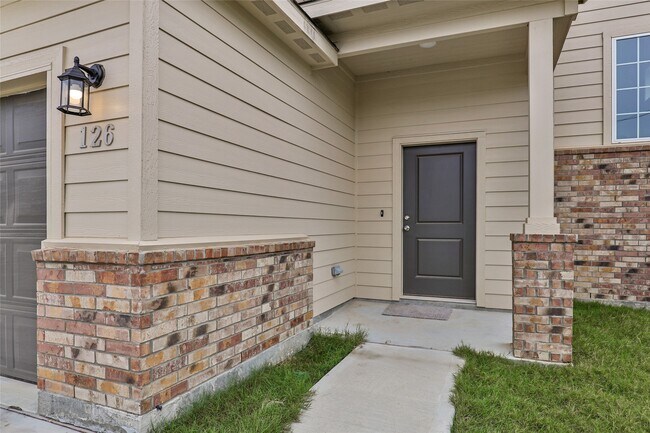 Photo - 126 County Road-5102C