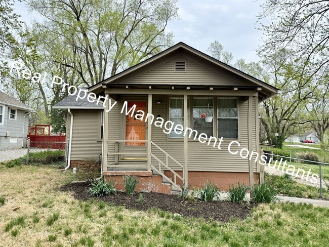 Quaint Home with Lots of Space - Quaint Home with Lots of Space