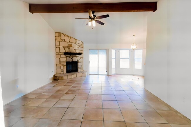 Photo - 1606 Gatlinburg Dr