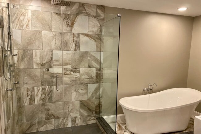 Photo - RiverView West (PNC Bank Building)