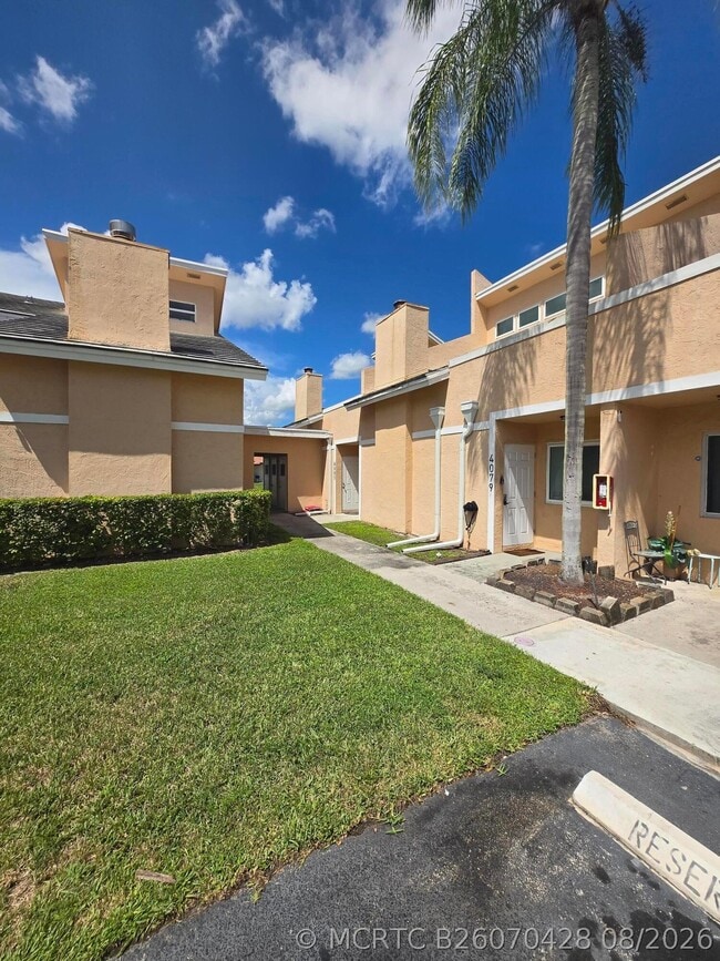 Building Photo - 4083 Coral Springs Dr