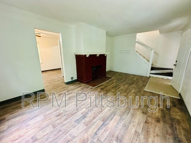 Photo - 1721 Scott St