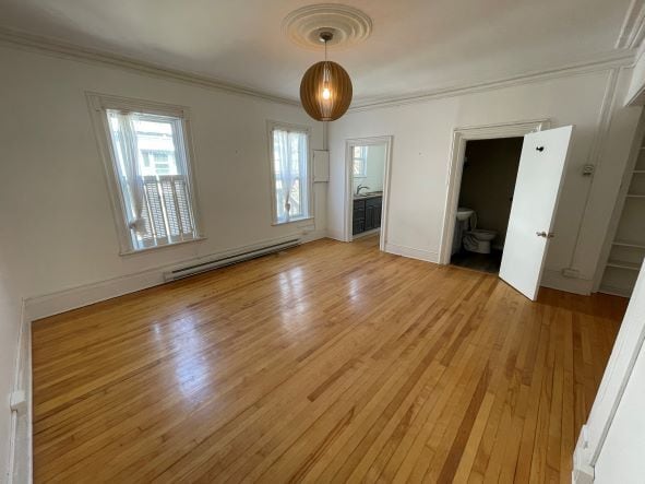 Building Photo - 114 Carmarthen St Unit 4