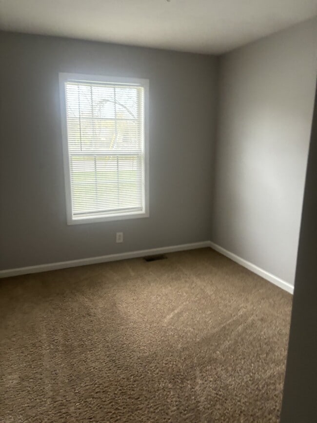 Photo - 471 Lafayette Rd Apartamento