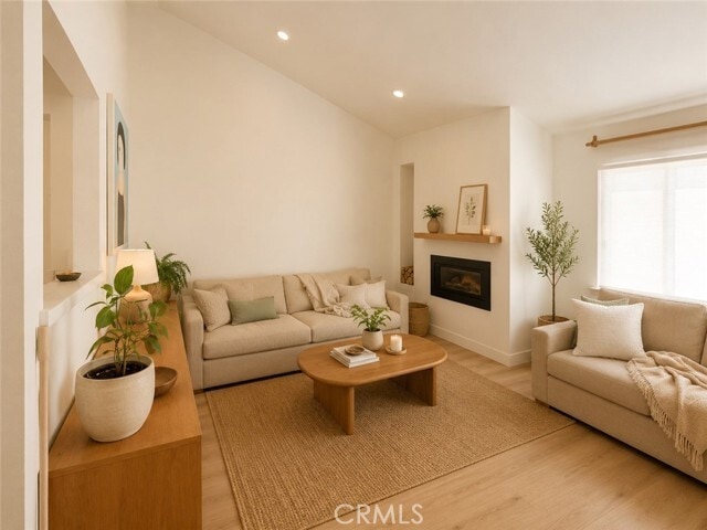 Photo - 718 Alcott Ave