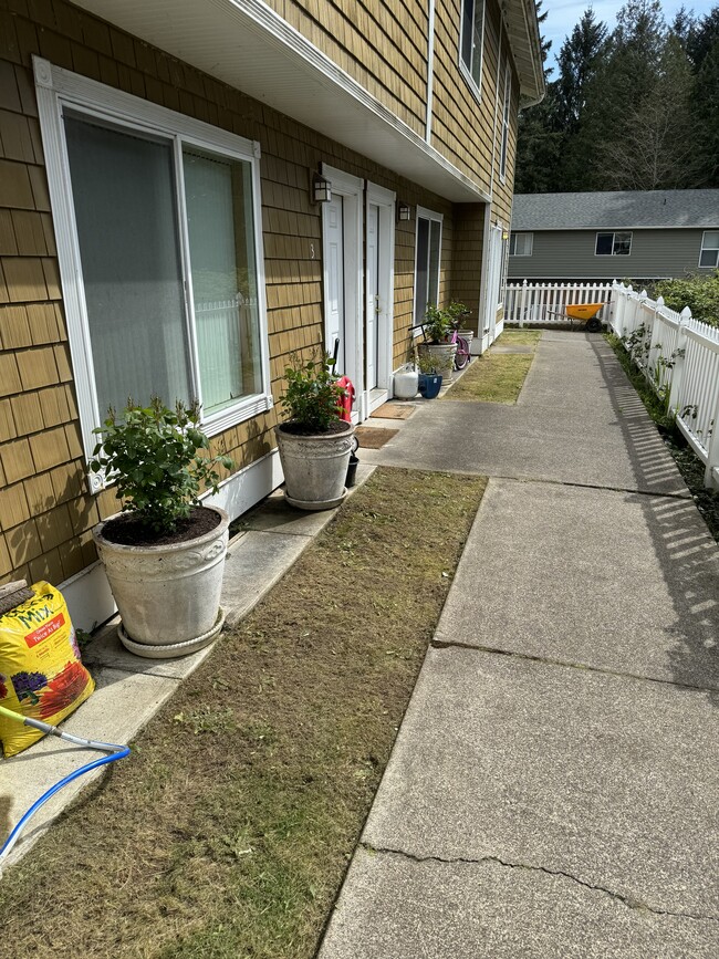 121 SE Ainslee Ave
