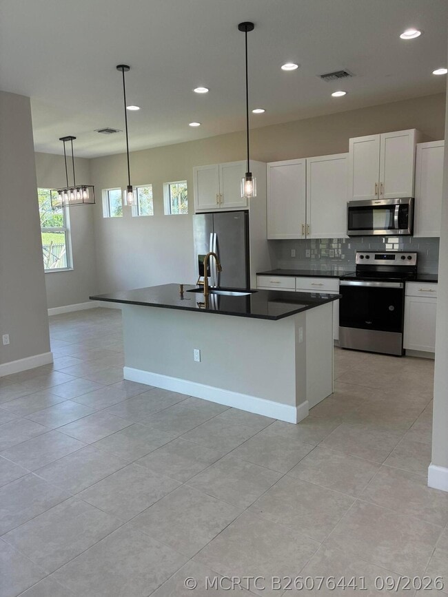 5518 Macoon Wy