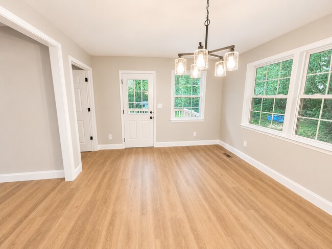 Photo - 631 Medlin Rd NW