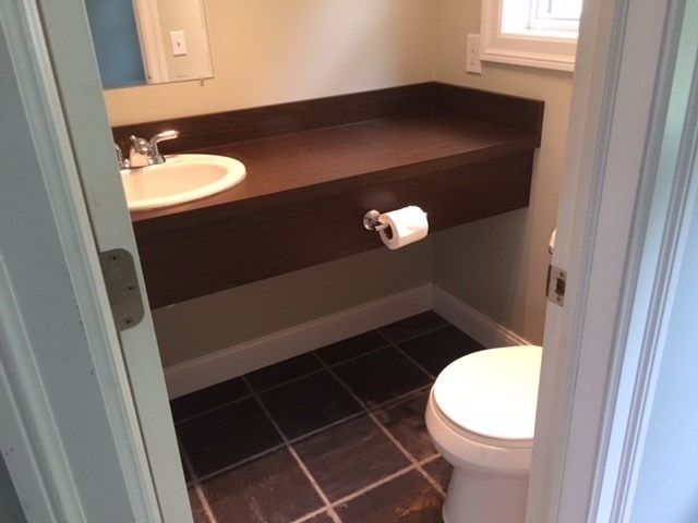 Half Bath - 294 Saratoga Ave