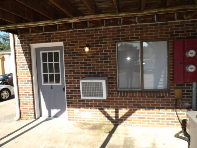 Photo - 65 Ashwood Ct Unit 8