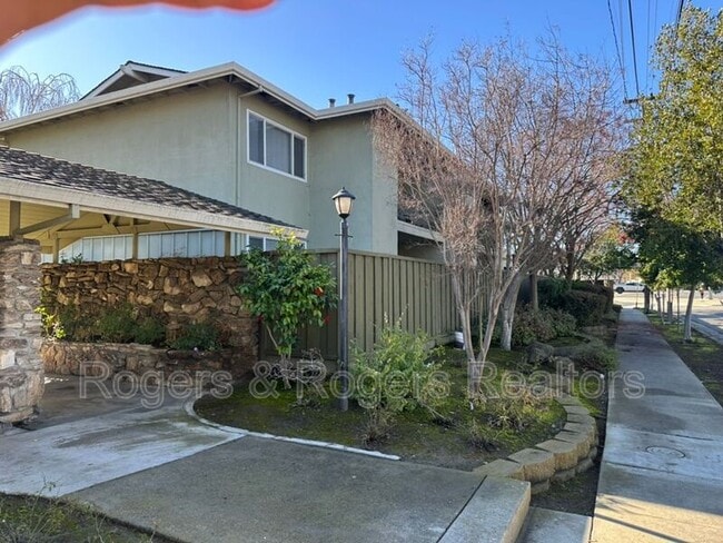 Photo - 3592 Payne Ave